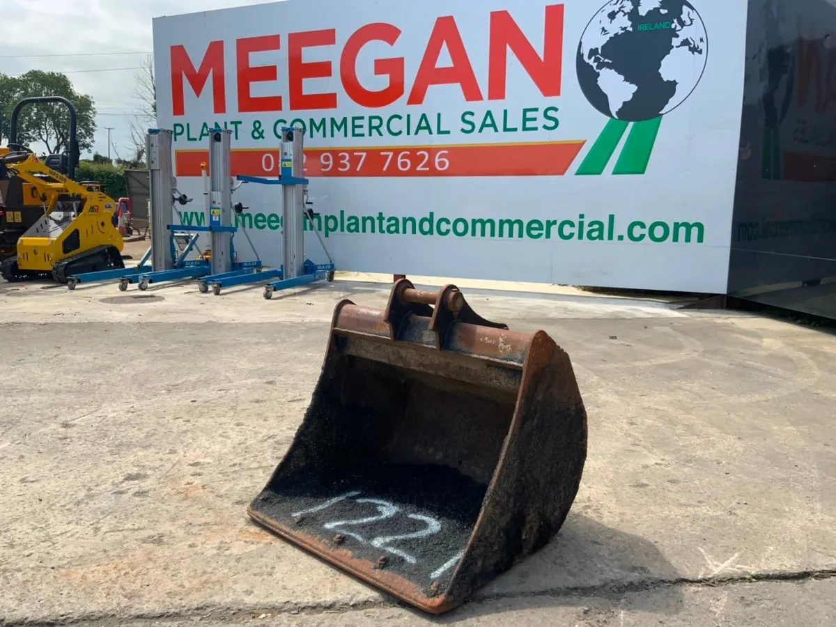 36" DIGGING BUCKET.......45mm PINS.........1221t. - Image 2