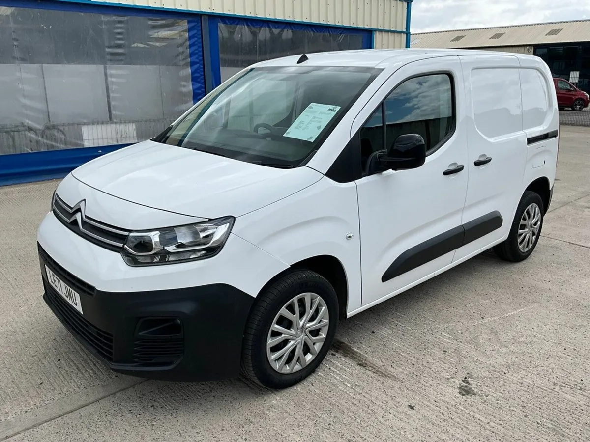 CITROEN BERLINGO 650 1.5 BLUE HDI 75PS - Image 4