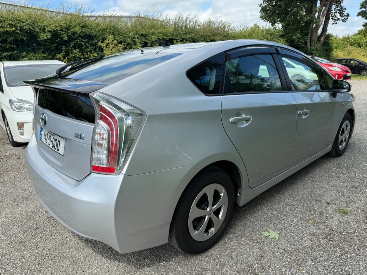 Toyota Prius - Image 3