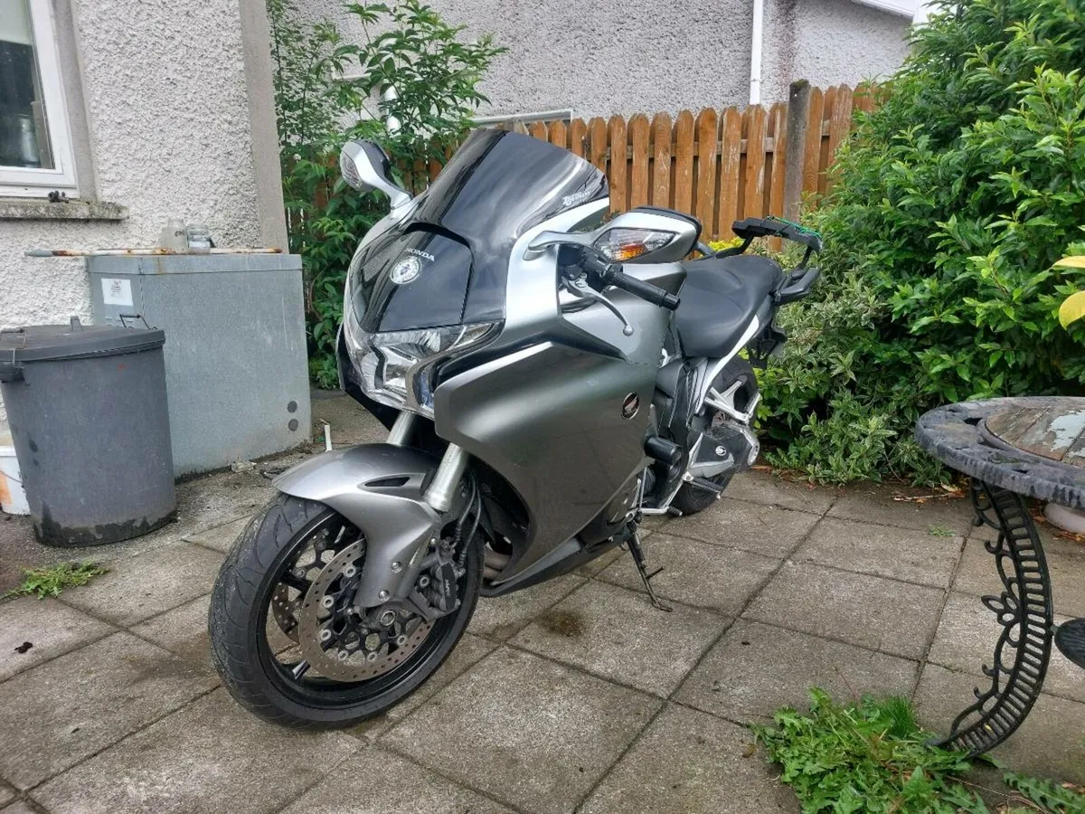 Honda vfr1200 - Image 1