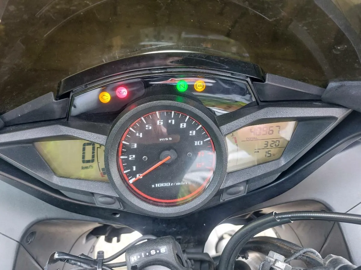 Honda vfr1200 - Image 4