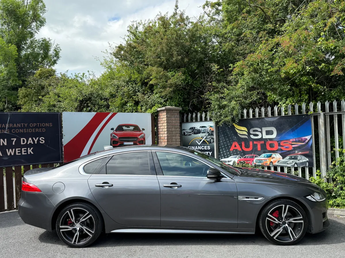 2017 Jaguar XF 2.0D 163bhp Manual R-Sport - Image 4