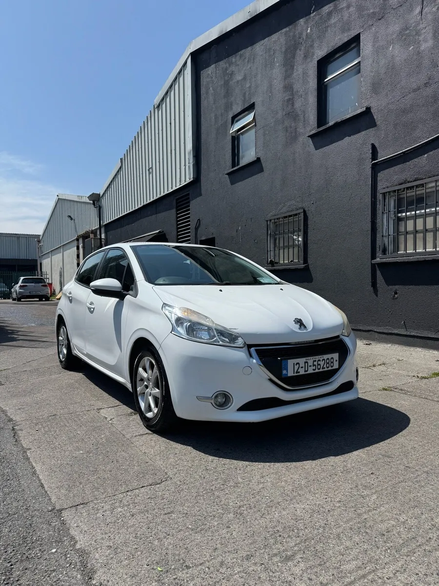 Peugeot 208 1.4 HDI – Cheap Tax & Super Eco - Image 4