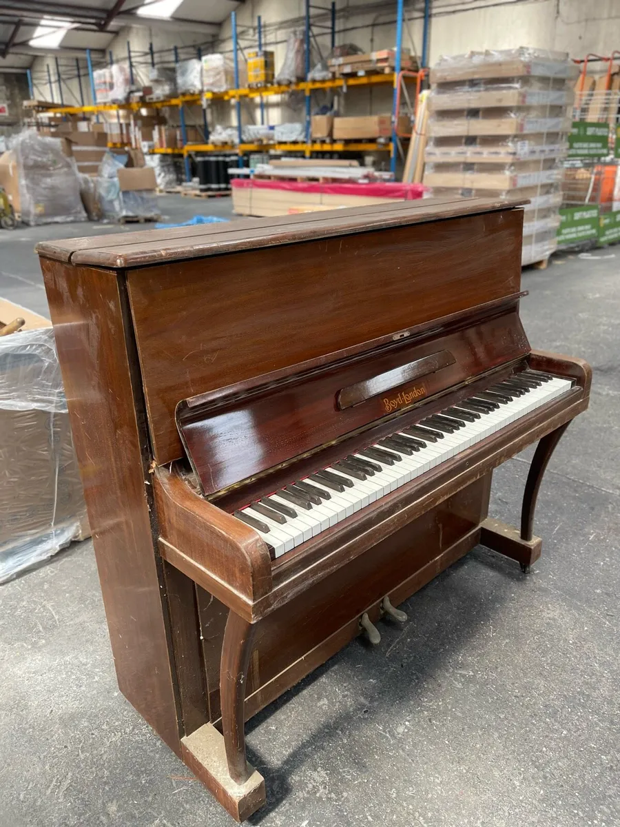 Piano - Image 1