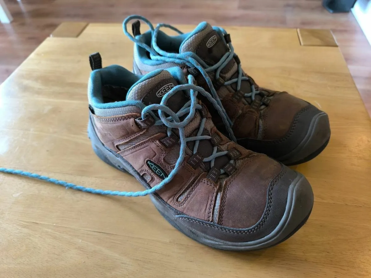 Women shoes - Image 2