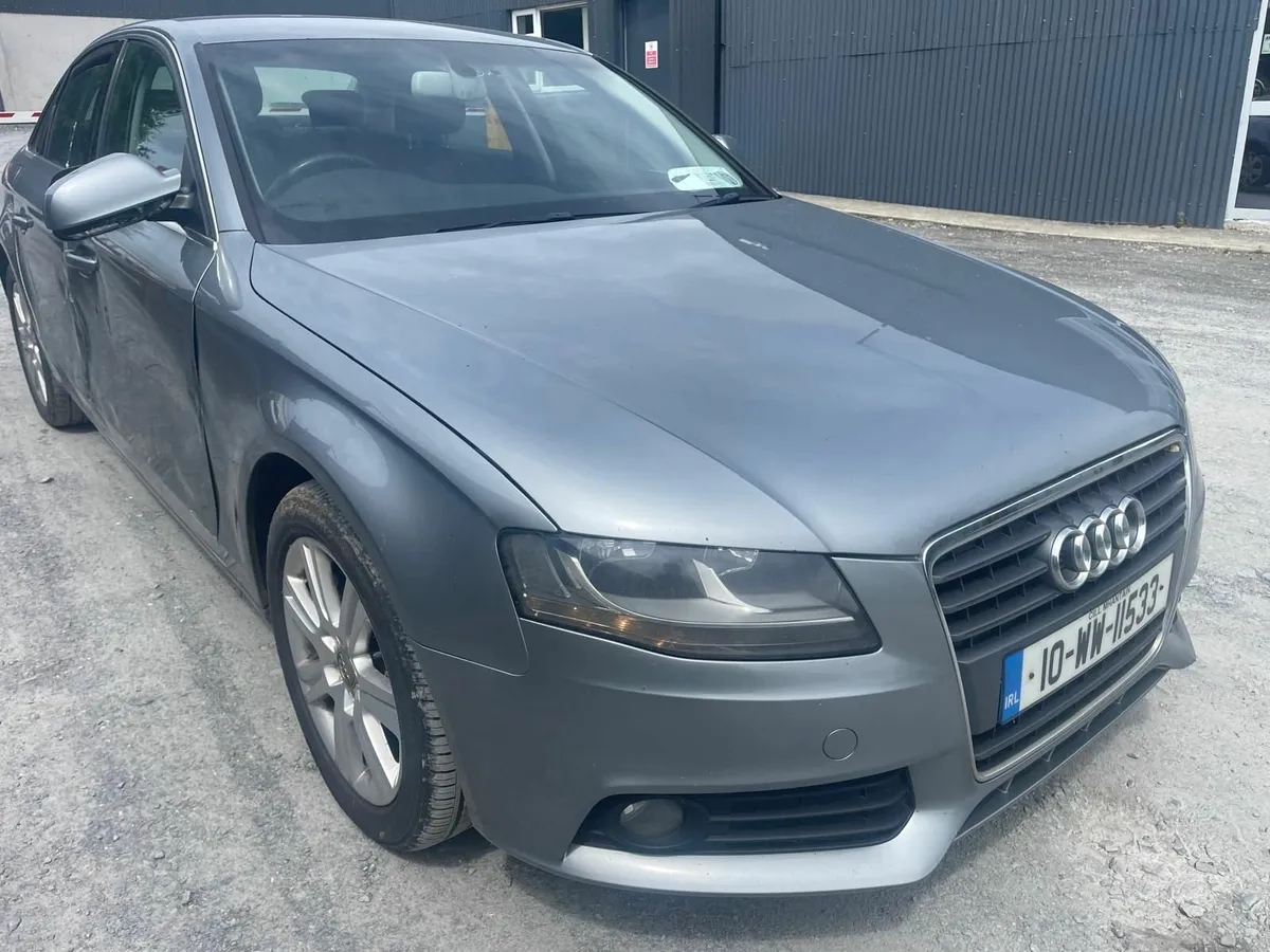 2010 Audi A4 2.0tdi SE Saloon - Image 1