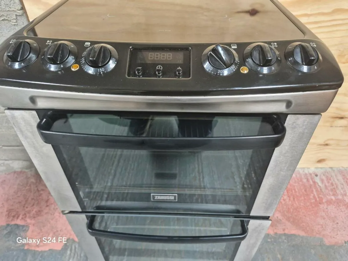 Zanussi Freestanding Electric Cooker 55cm - Image 3
