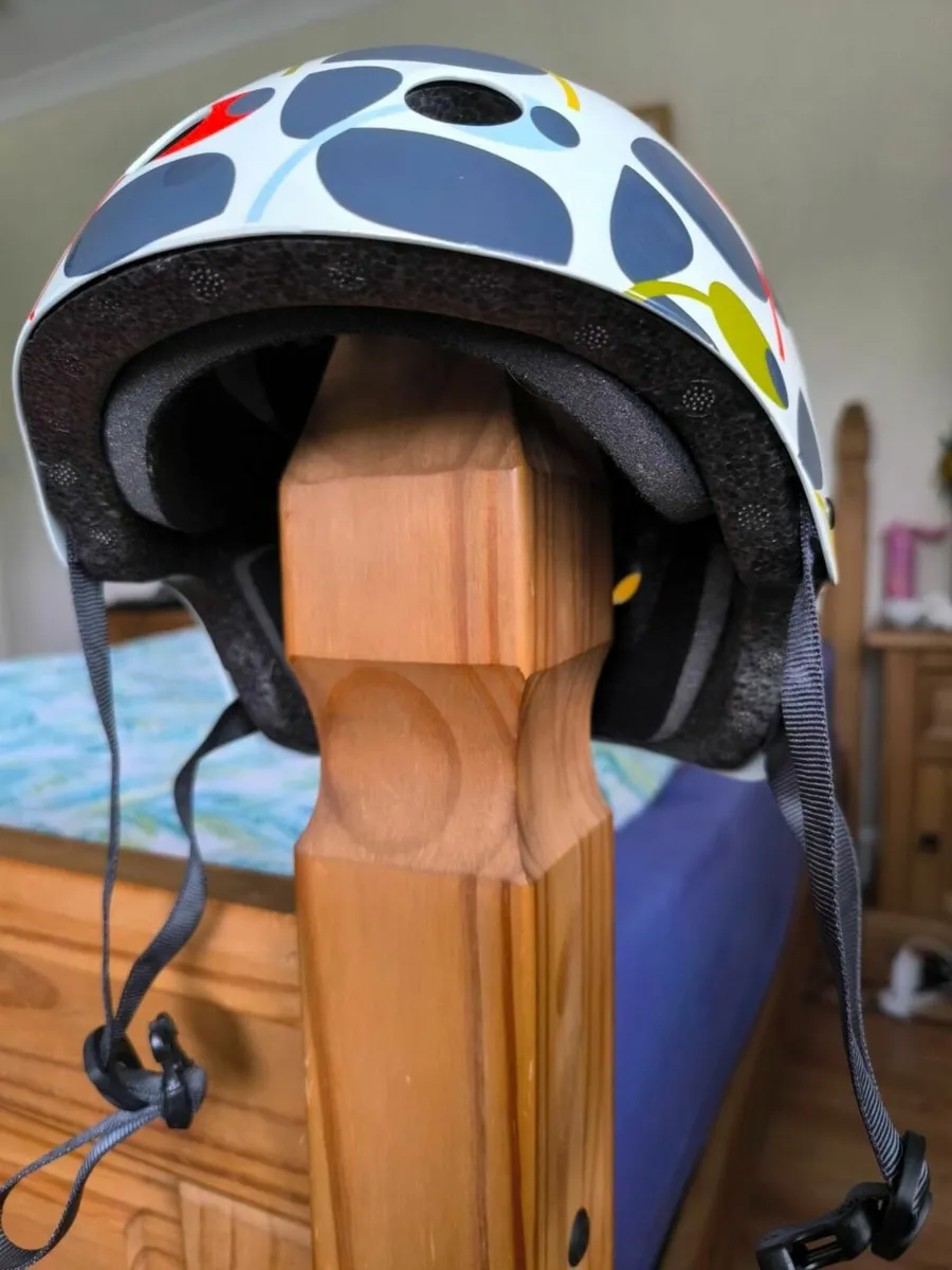 Bike helmet for women - Image 4
