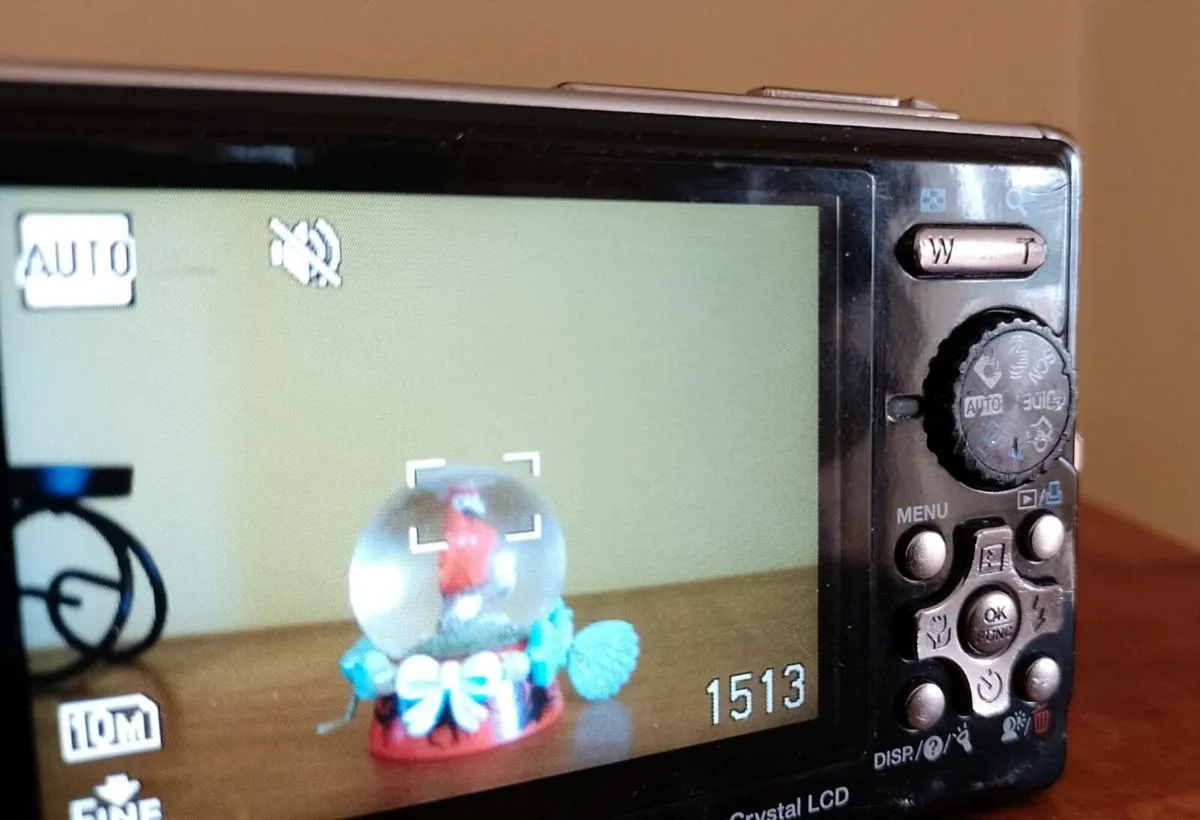 Olympus mju 1050W Digital Camera - Image 3