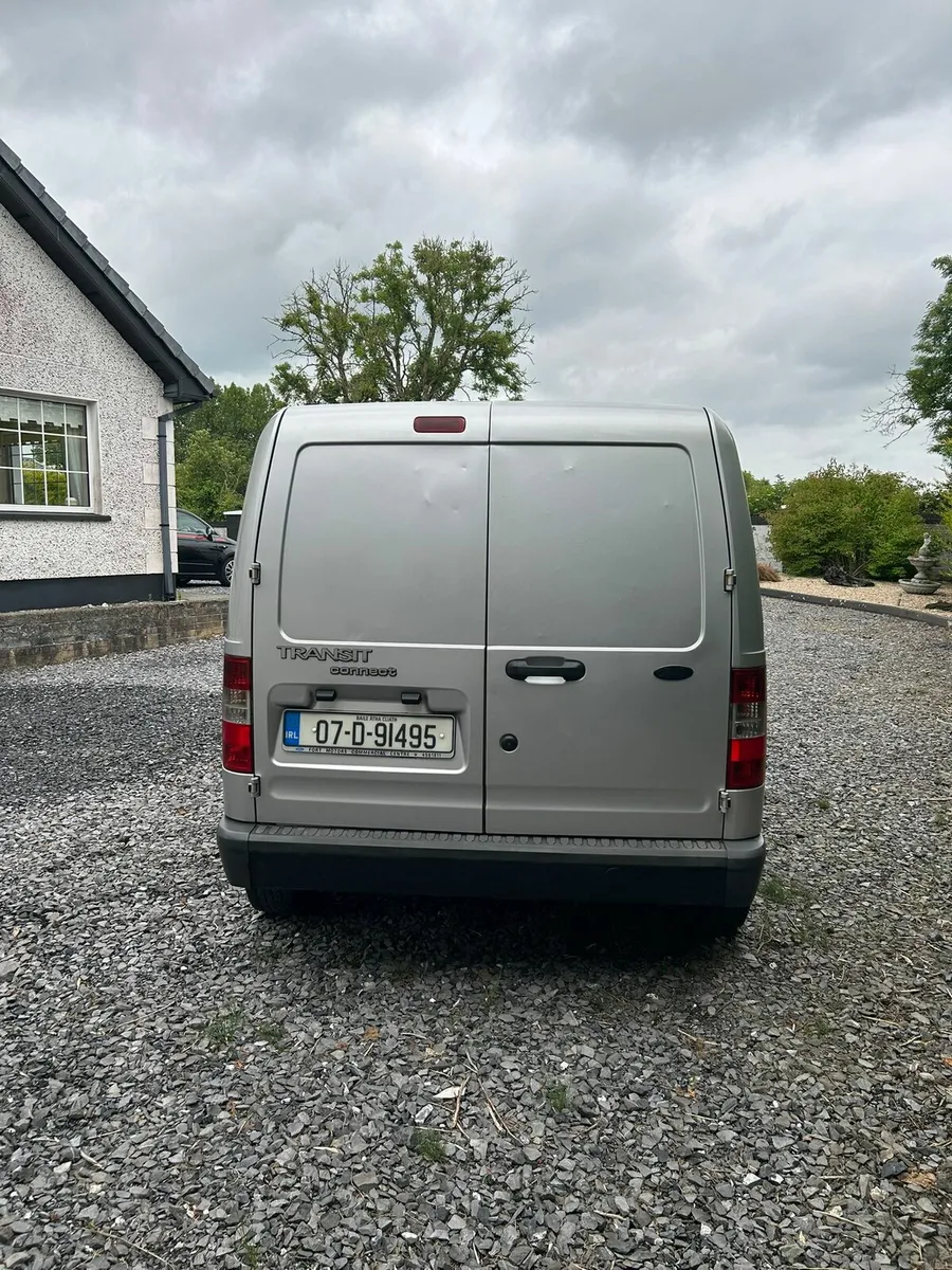 Ford Transit Connect 200L. - Image 4