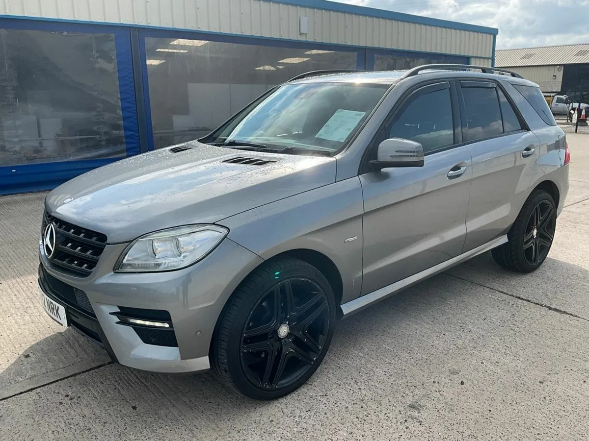 MERCEDES-BENZ M-CLASS 3.0 CDI ML350 BLUETEC SPORT - Image 4