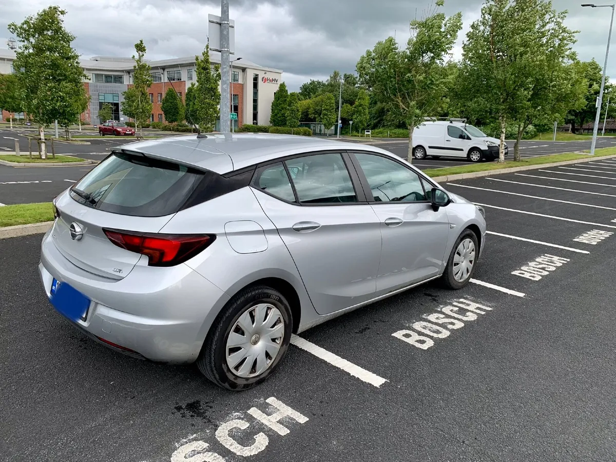 Opel Astra 2016 - Image 3