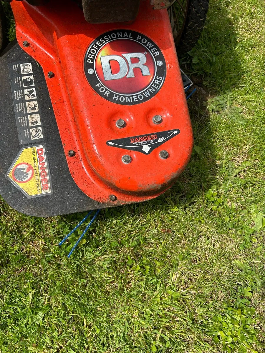 DR XL Self-Propelled Wheeled Trimmer - Image 3