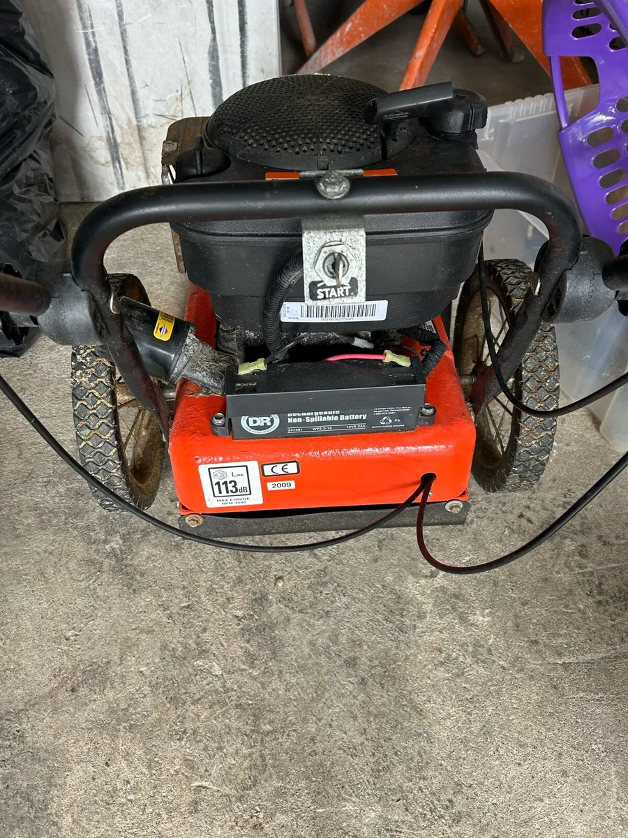 DR XL Self-Propelled Wheeled Trimmer - Image 4