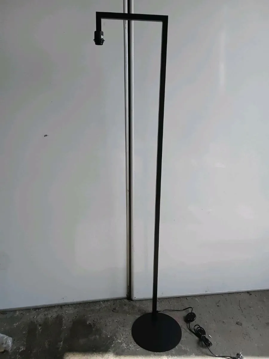 Chelsom Floor Lamp Matt Black x1 - Image 2