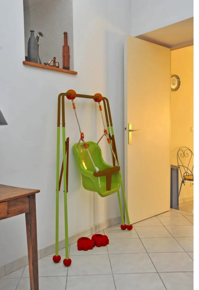 Child’s swing - Image 2