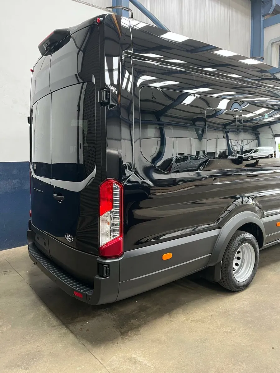 2025 Ford Transit Minibus Automatic 165bhp - Image 4