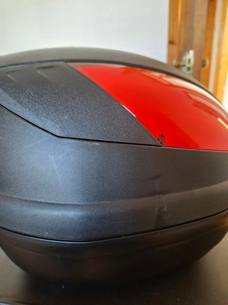 Motorbike Givi Box - Image 3