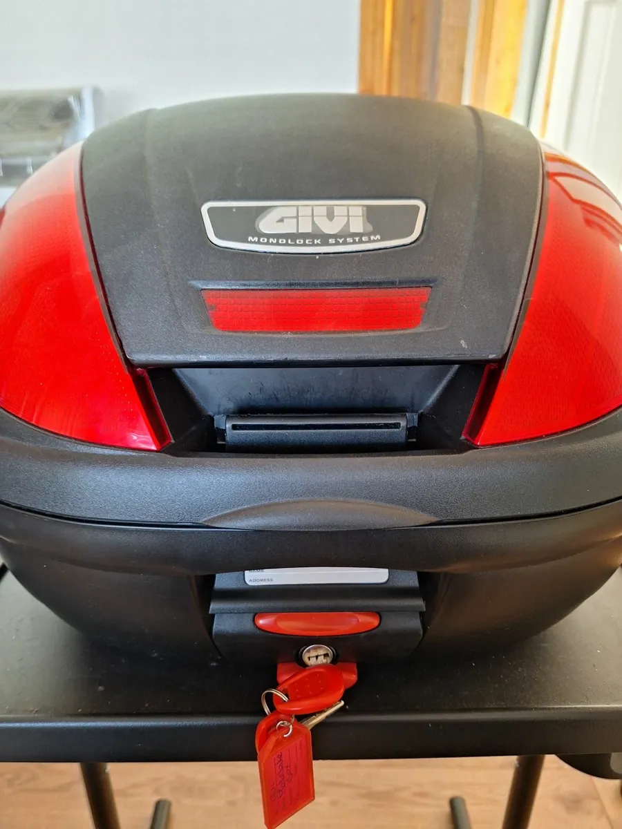 Motorbike Givi Box - Image 1