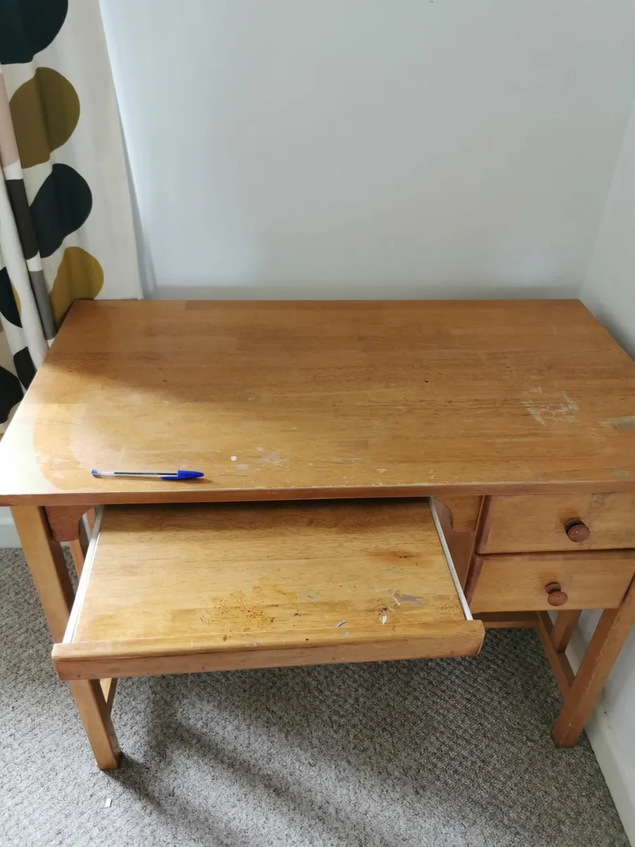 Desk - Image 2