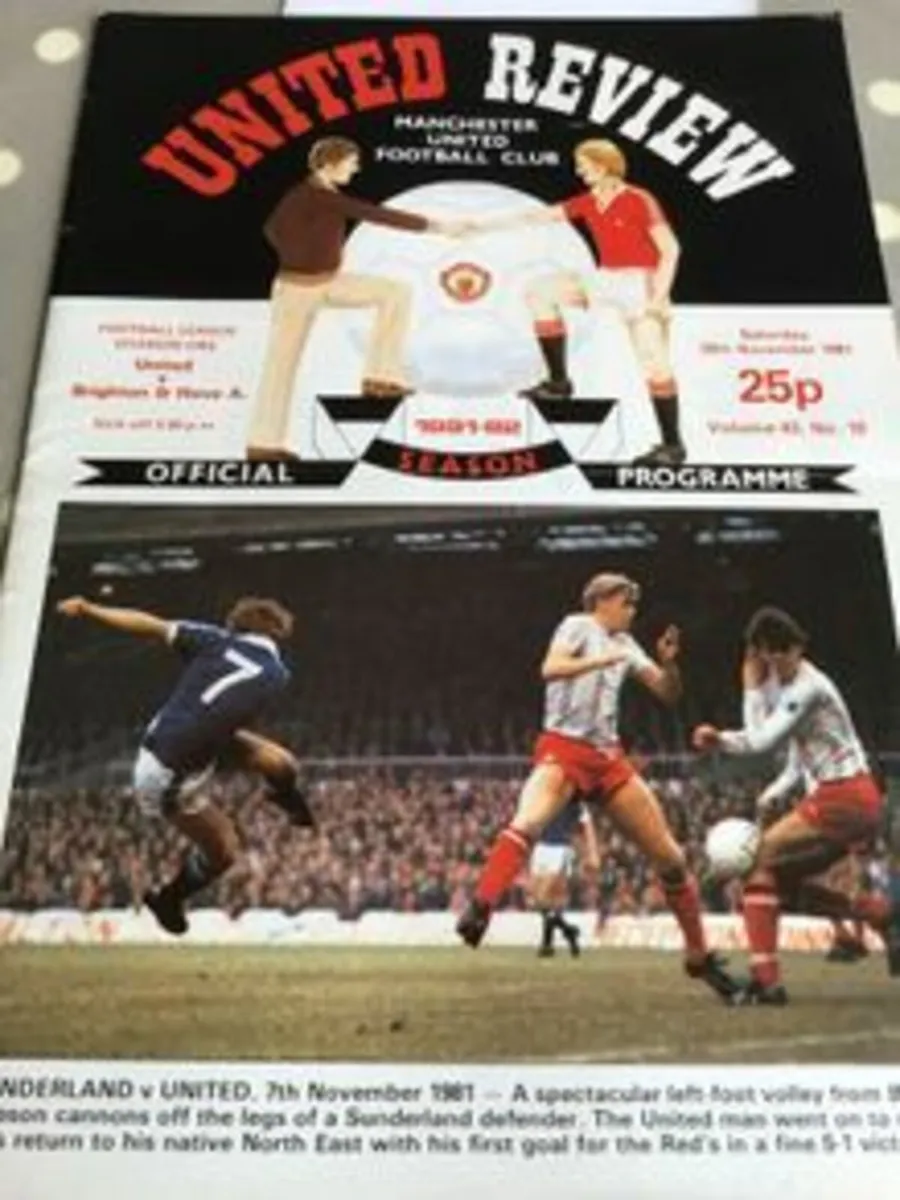 Old Football Program - Manchester UTD v Brighton