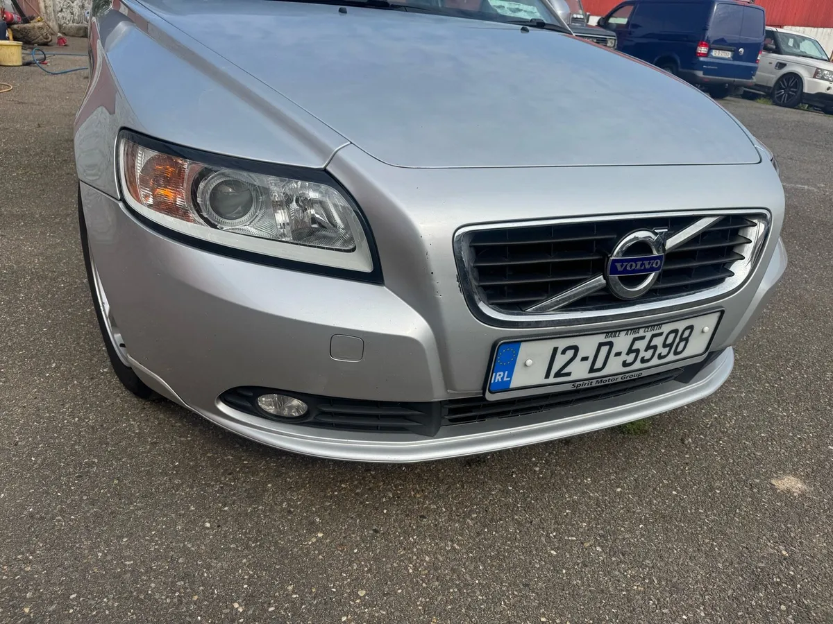 Volvo s40 D2 1.6 Diesel 2012 - Image 2