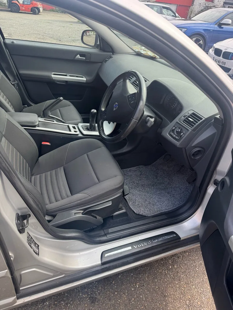 Volvo s40 D2 1.6 Diesel 2012 - Image 3