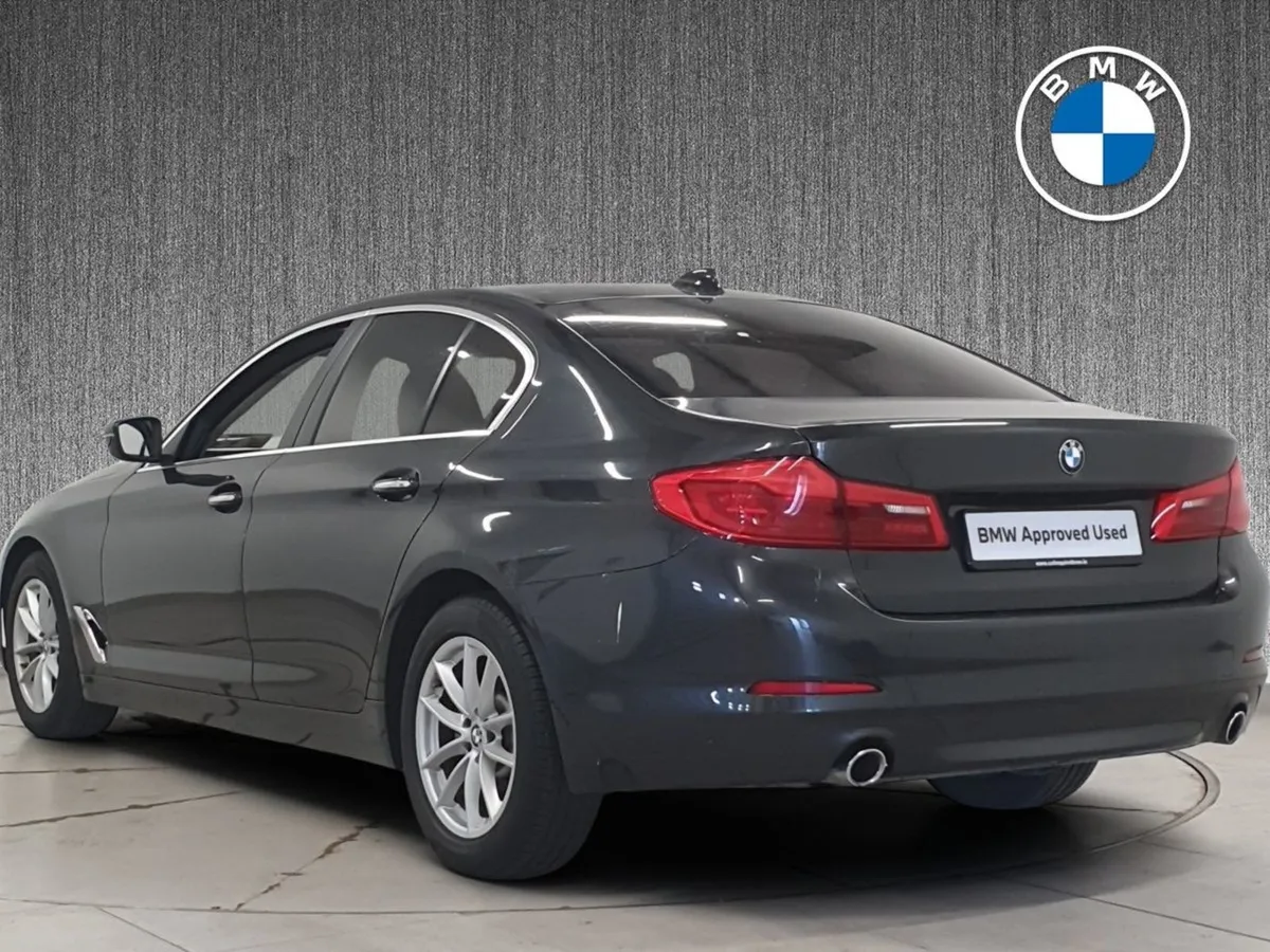 BMW 5 Series 520d SE Saloon - Image 3