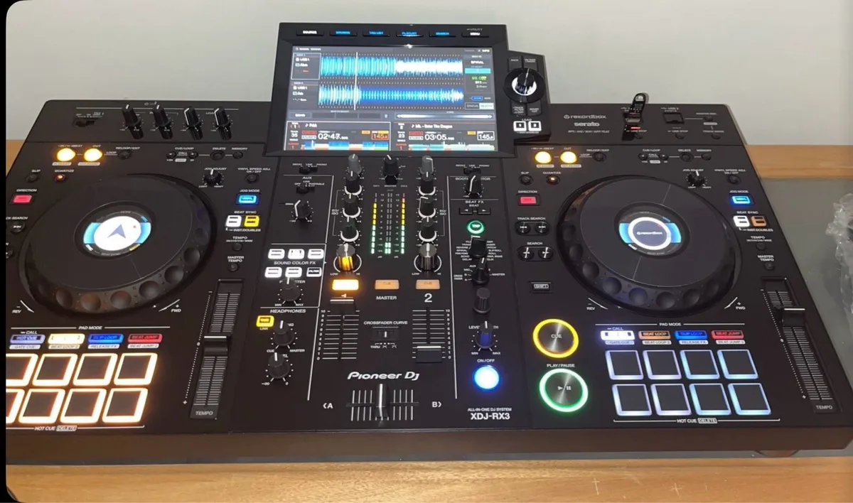 Pioneer RX3 Dj Decks