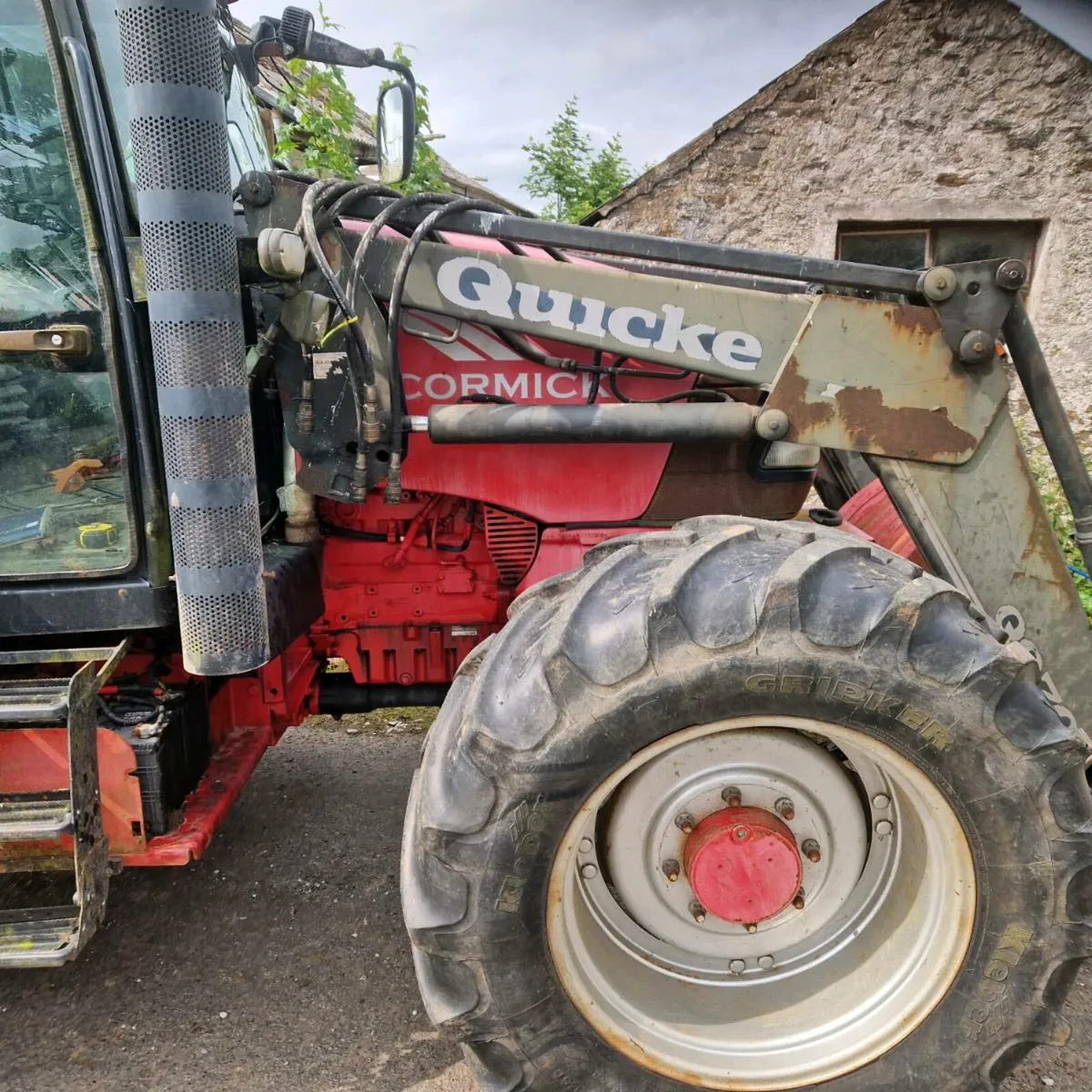 QUICKE Q970 US TYPE LOADER - Image 2