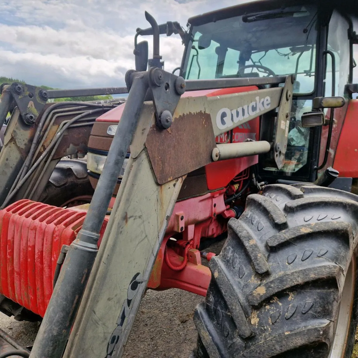 QUICKE Q970 US TYPE LOADER - Image 3