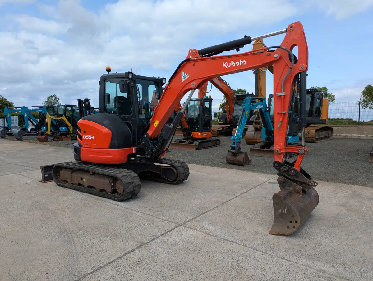 2017 KUBOTA U55-4 - Image 4