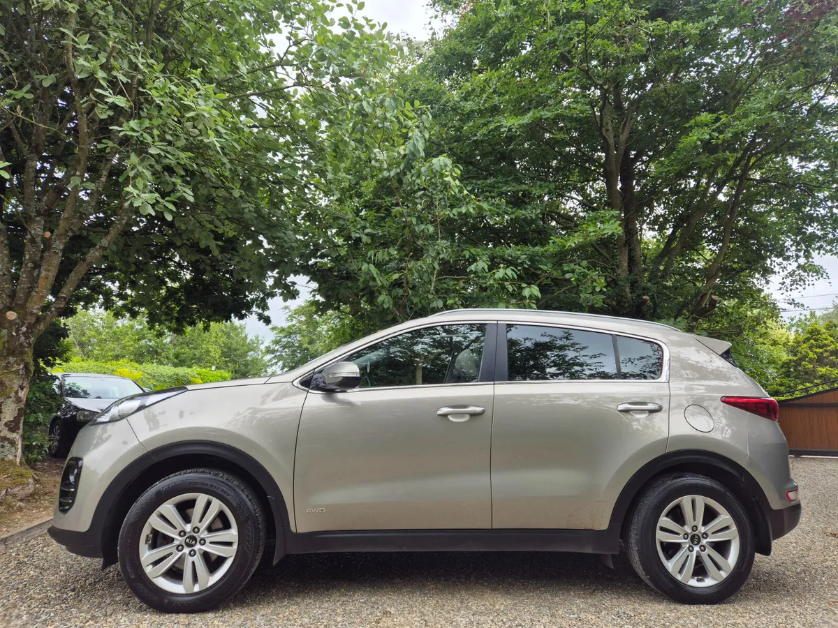 2017'KIA SPORTAGE 2.0 4X4 Platinum - Image 2