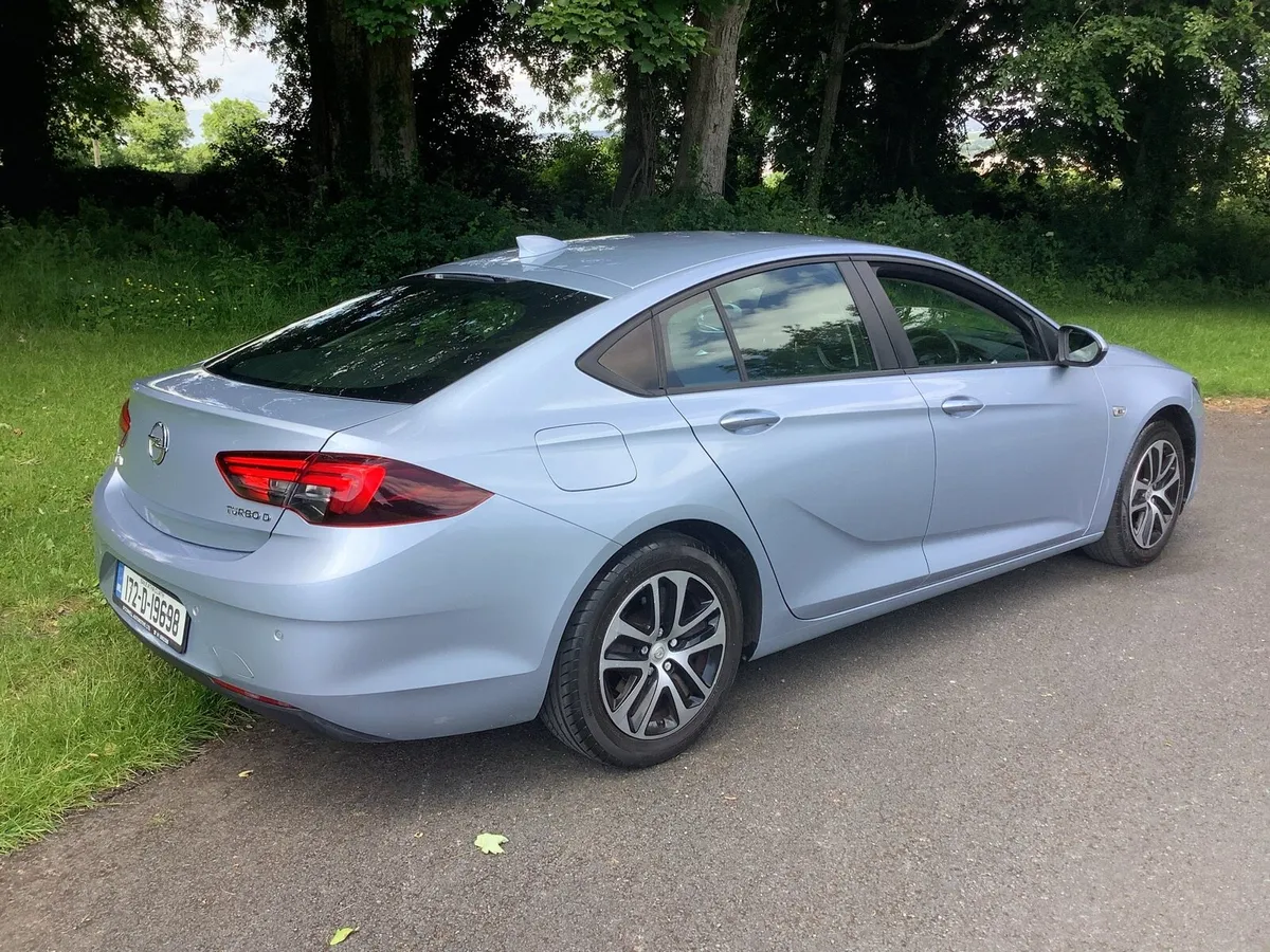 OPEL INSIGNIA GRAND SPORT / MINT/ FULL OPEL SERV/ - Image 2