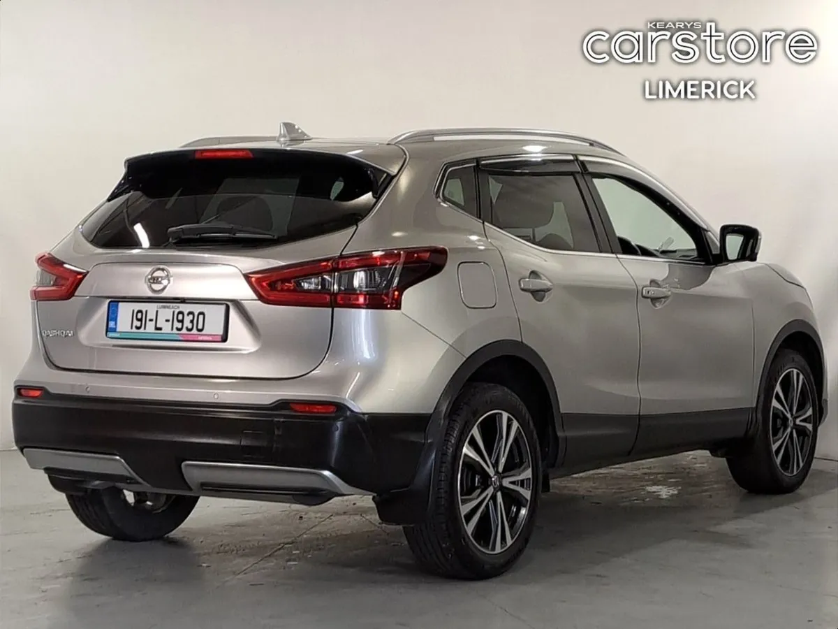 Nissan QASHQAI 1.3 PET SV Premium - Image 3