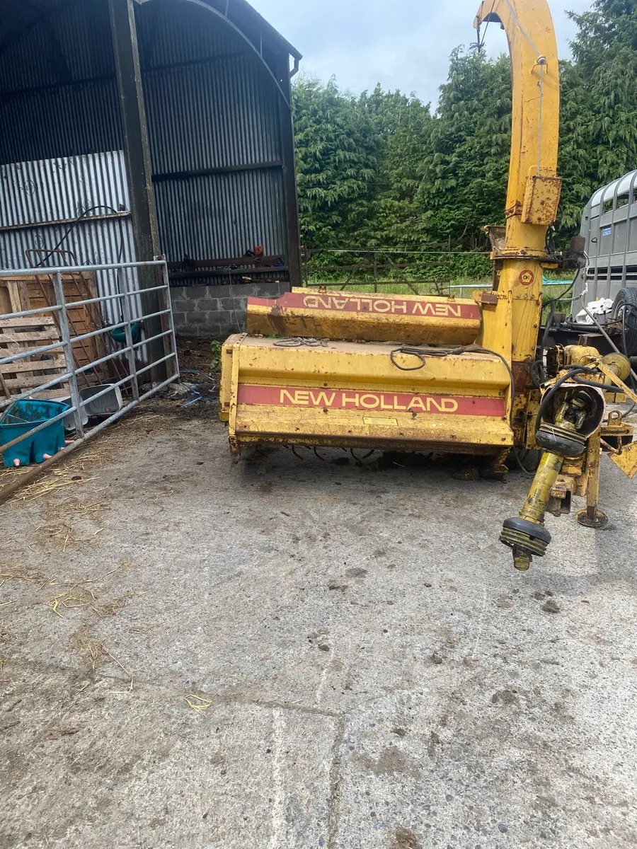 Silage harvester