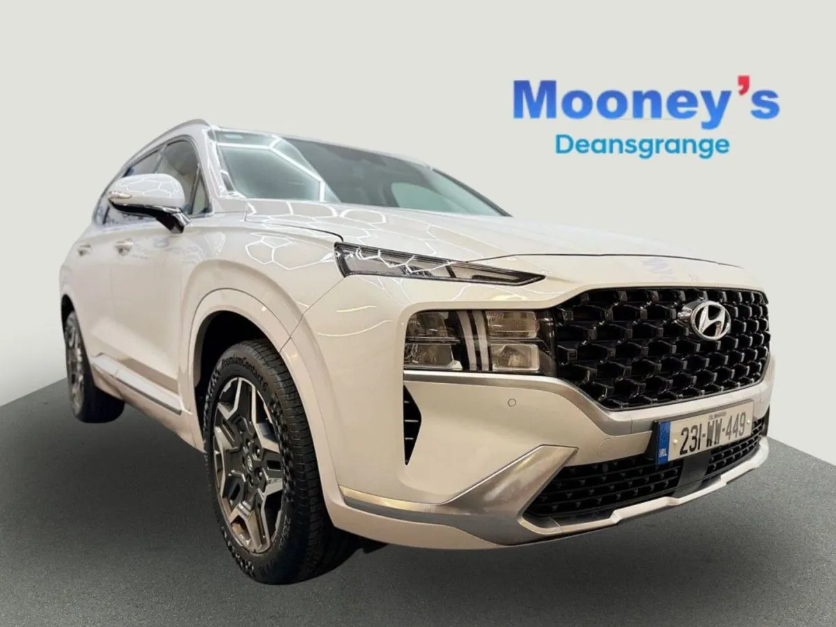 Hyundai Santa Fe 1.6 Plug IN Hybrid 4WD Executive - Image 4