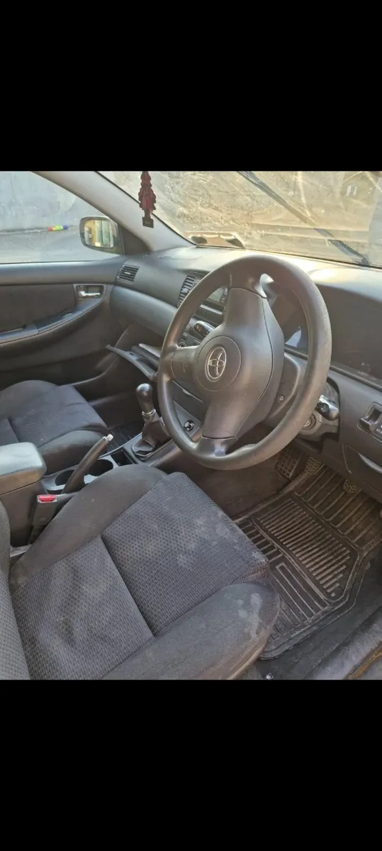 Toyota Corolla 2006 - Image 1