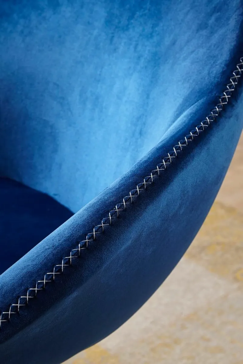 Chair Upholstered Chair with Armrests gold base De - Image 4