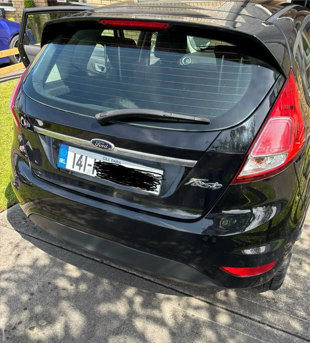 Ford Fiesta Zetec - Image 3