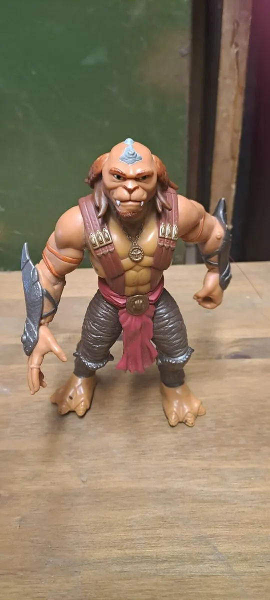 Vintage Small Soldiers Archer - Image 1