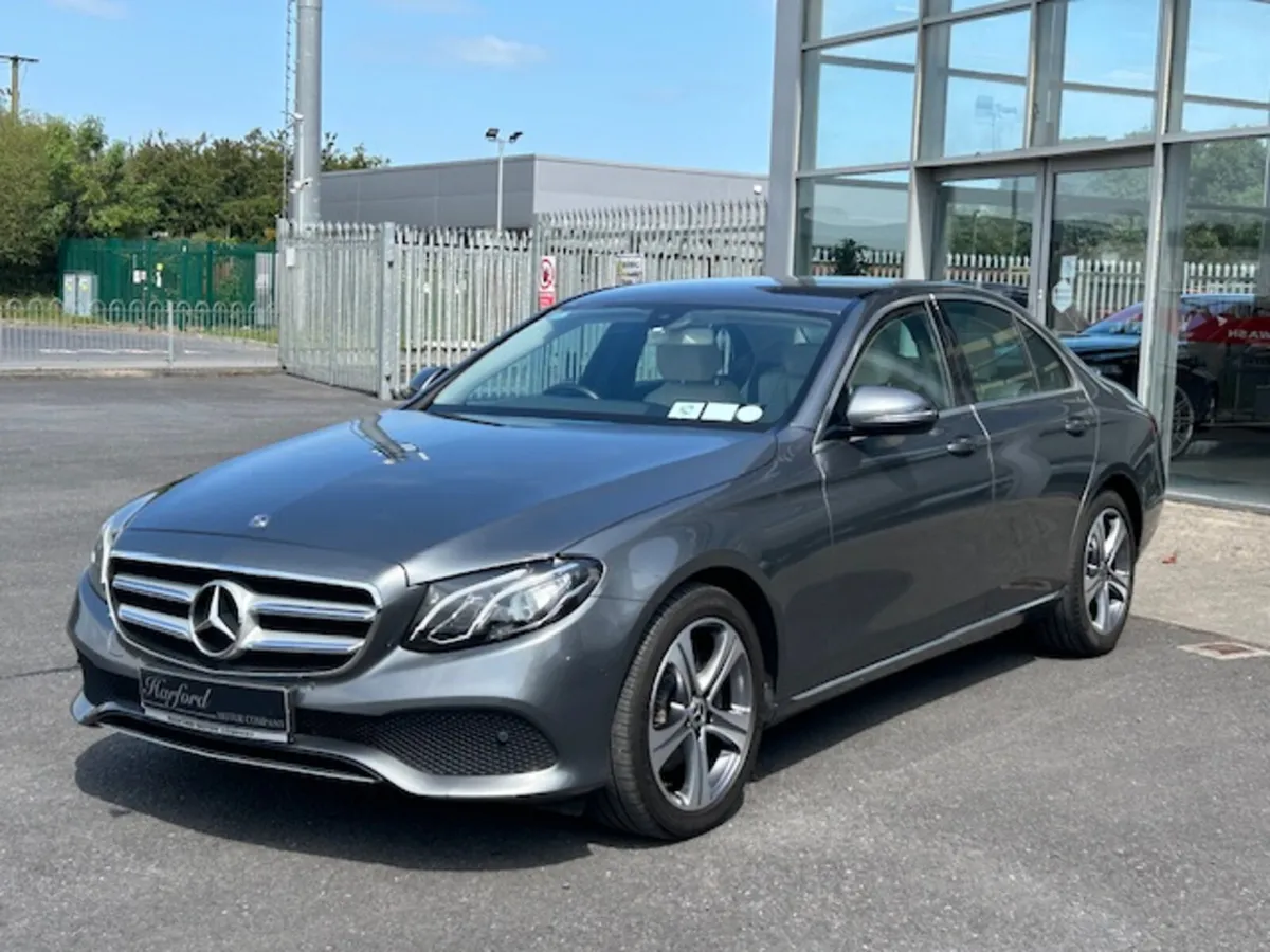 Mercedes E220D SE Automatic Saloon - Image 4