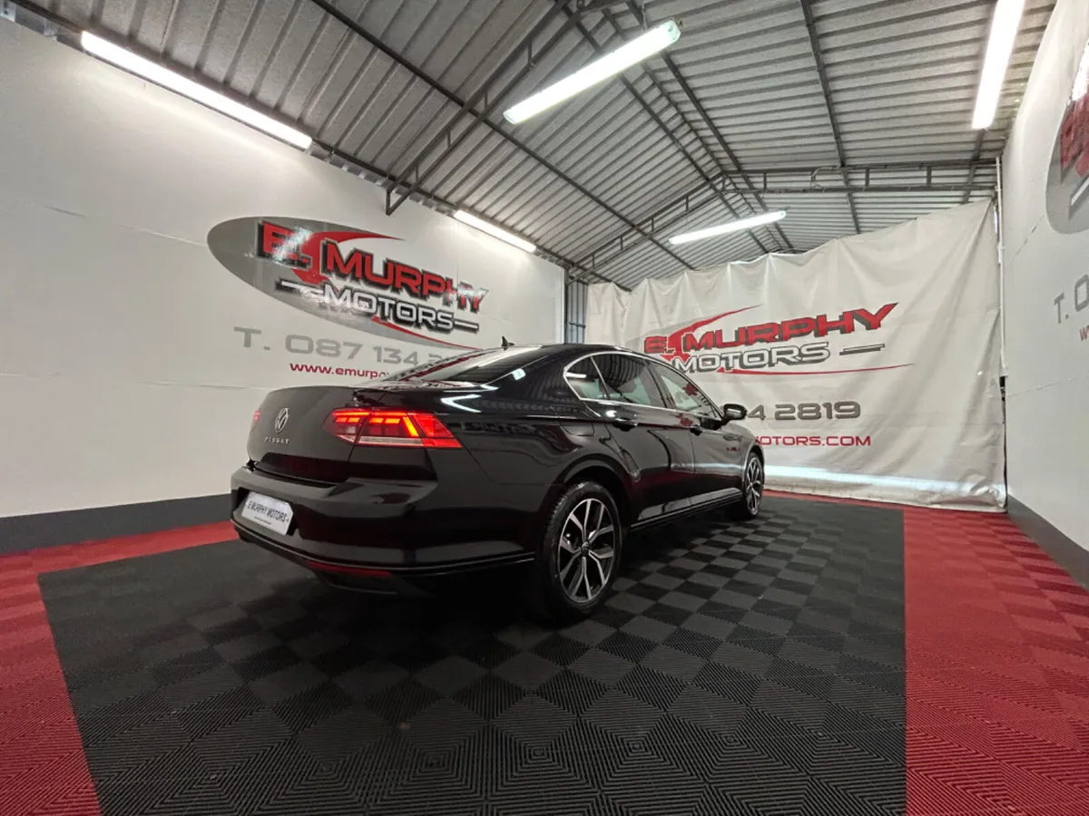 2021 VOLKSWAGEN PASSAT 2.0 TDI S.E.L HIGH SPEC - Image 4
