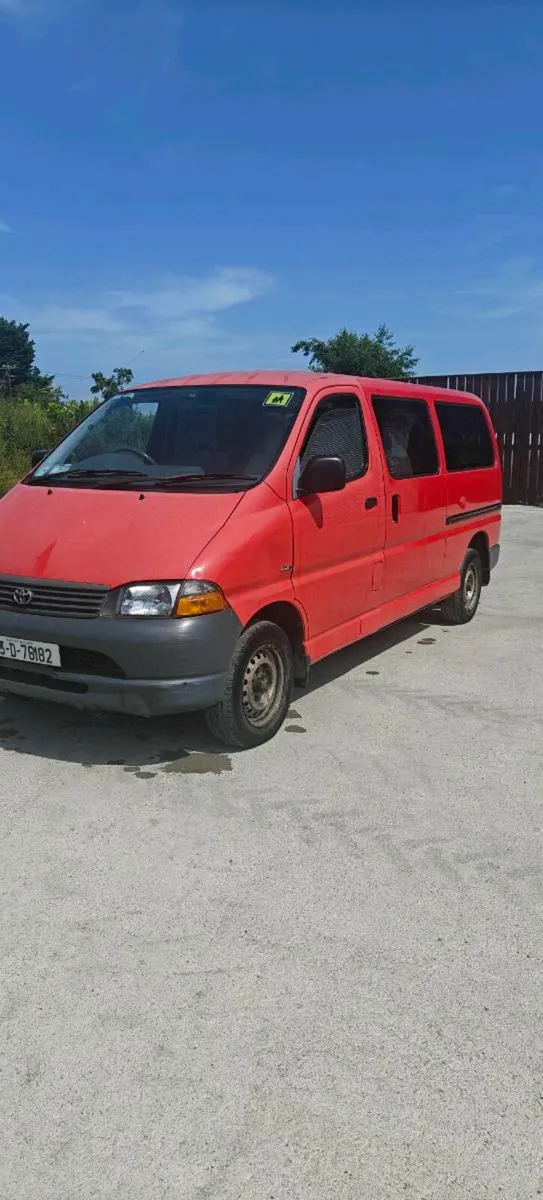 Toyota hiace - Image 2