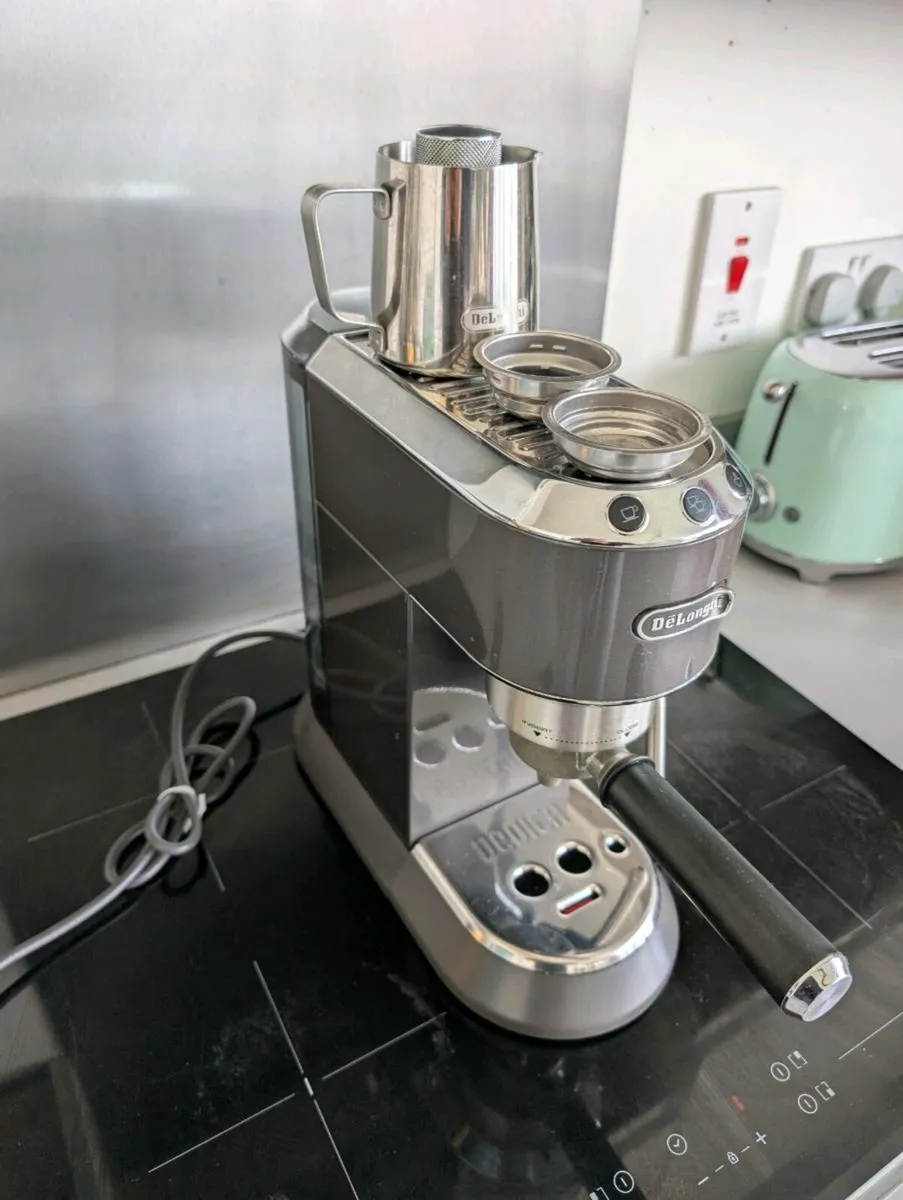 Delonghi Dedica Espresso Machine - Image 4