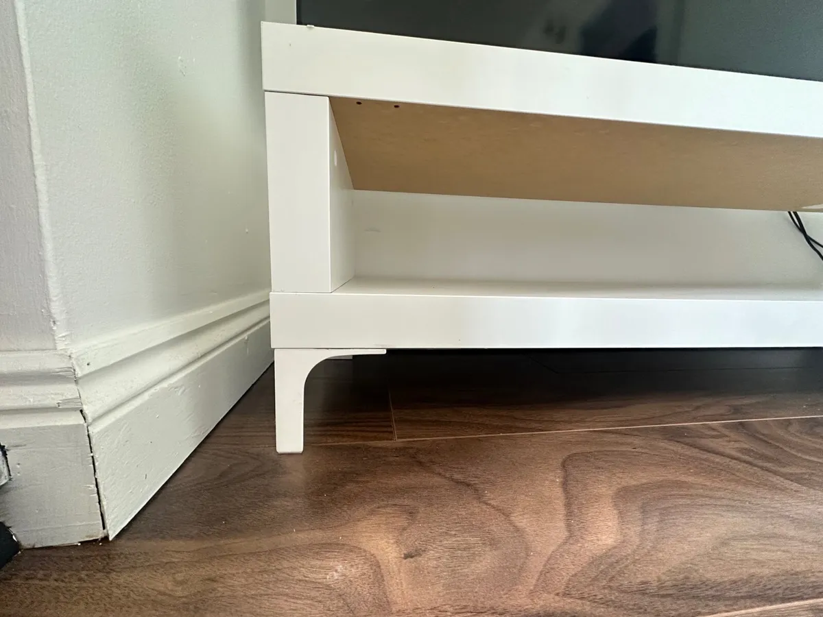 TV bench - Image 2