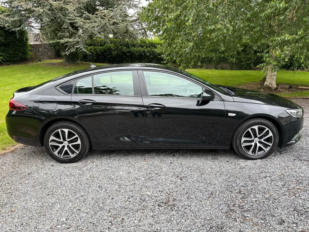 Opel insignia. - Image 2
