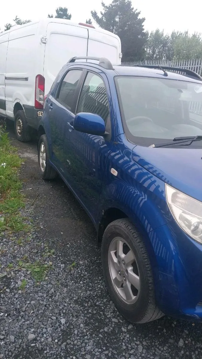 08 daihatsu terios - Image 3