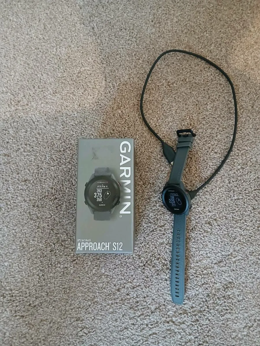 Garmin golf watch - Image 4