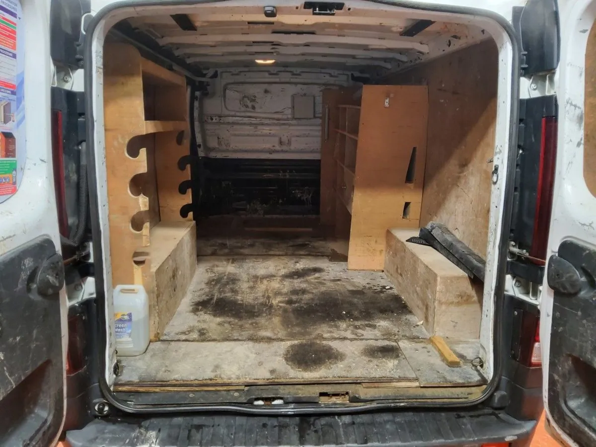 Renault Trafic Trafic Ll29 DCI 120 Business 3 - Image 4